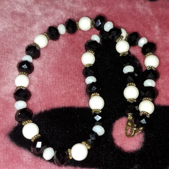 Glass Beads Matching Set - Picture 3 of 3